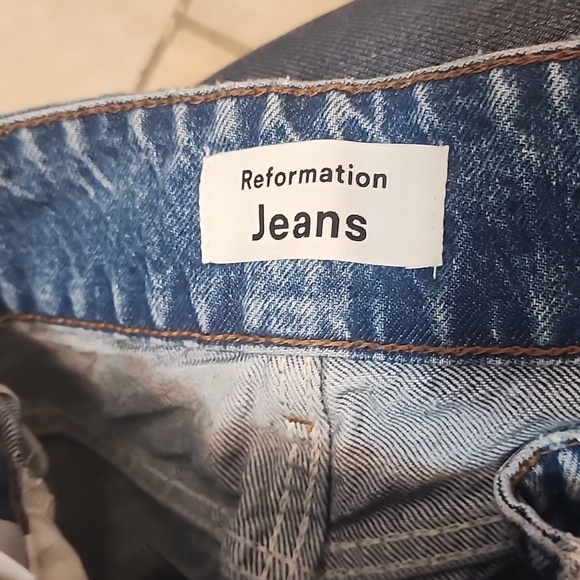 Reformation Cyntjia High-Waisted Belted Straight Blue Jeans Size 26 - Picture 13 of 15